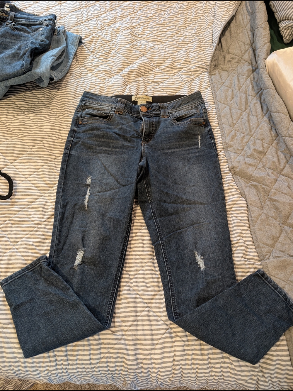Democracy Women’s Skinny Jeans in Dark Blue with Distressed Details